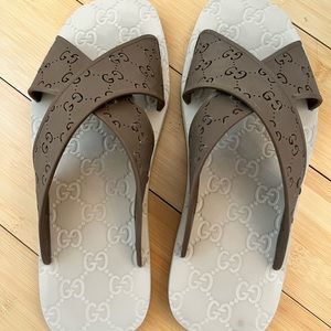 Gucci Rubber Drugo Slides, Mens US size 9